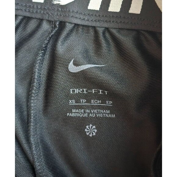 Nike Attack Women's Dri-fit Fitness Mid-Rise Shorts - Black/refs - Picture 5 of 5